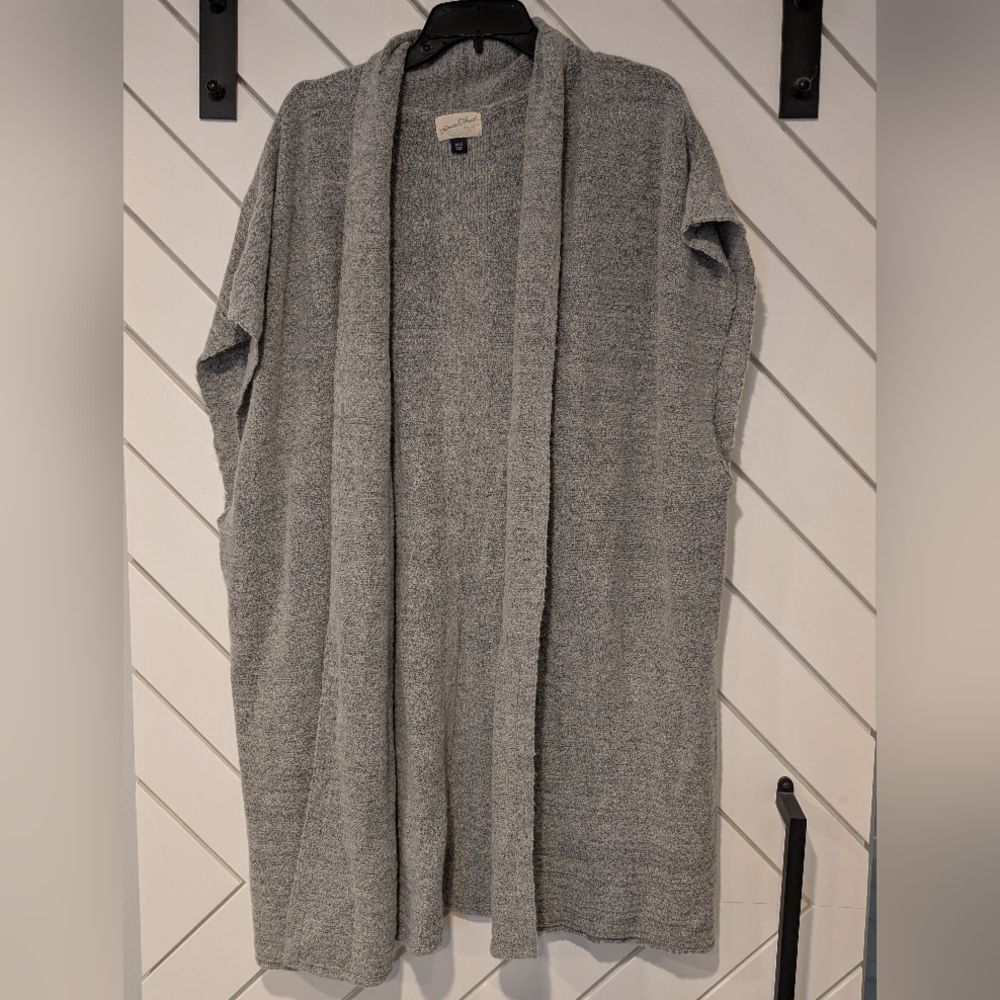 Universal Thread Grey Sleeveless Sweater Cardigan